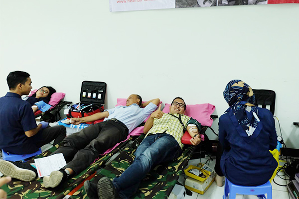 Hexindo Blood Donation in 3 Cities